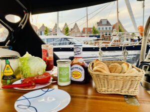 Cooking on board: How we cook, eat and enjoy life on our sailing boat